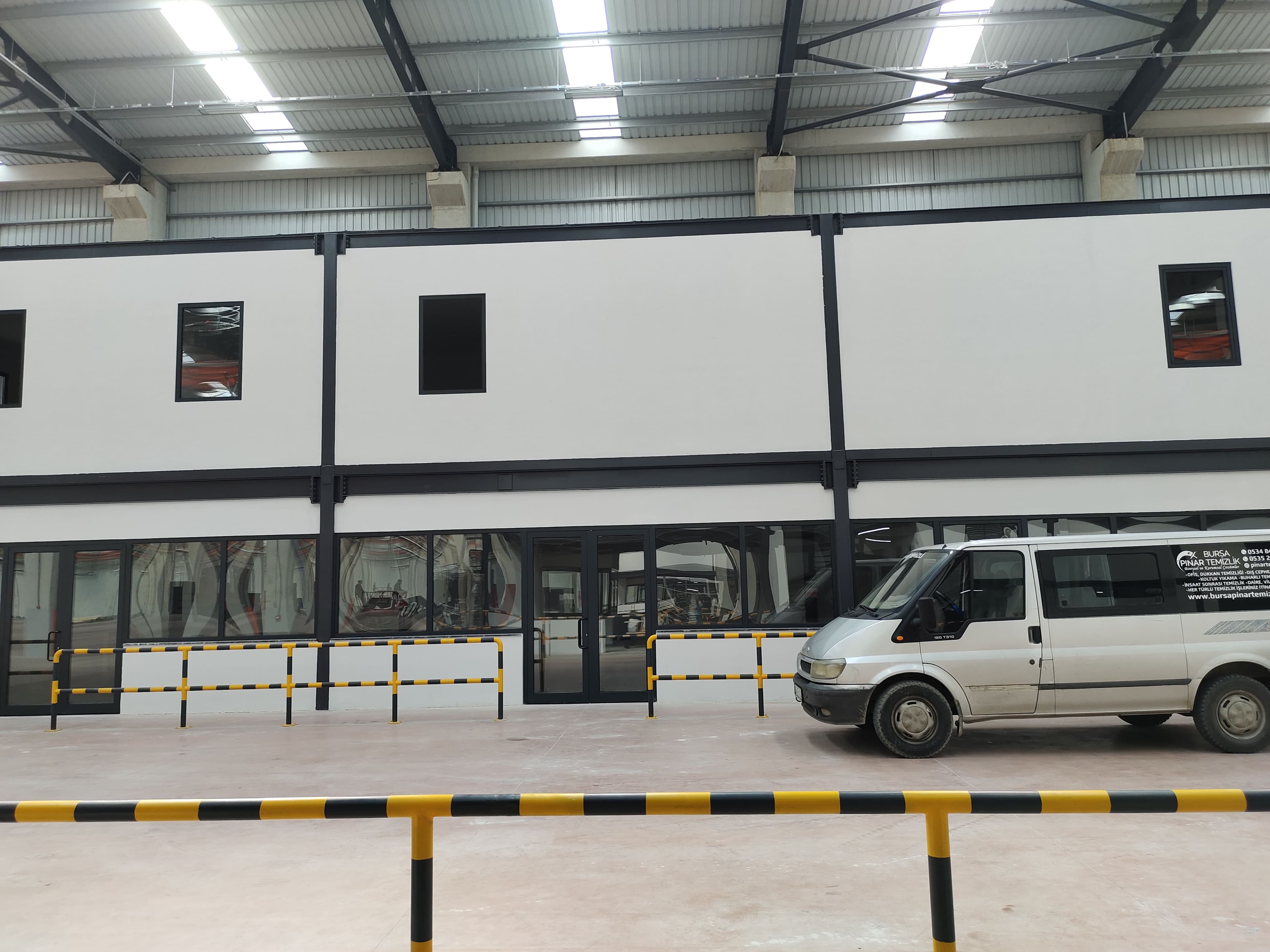 Fabrika & Endüstriyel Temizlik